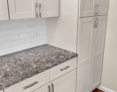 404 9th Avenue - Photo Thumbnail 11