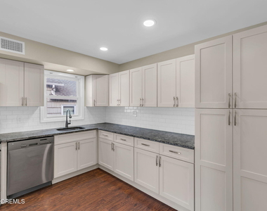 404 9th Avenue - Photo Thumbnail 10