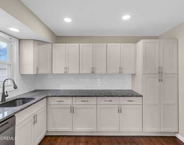 404 9th Avenue - Photo Thumbnail 7