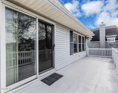 404 9th Avenue - Photo Thumbnail 16