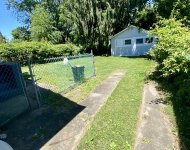 127 Phillips Avenue - Photo Thumbnail 4