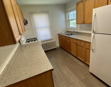 127 Phillips Avenue - Photo Thumbnail 5
