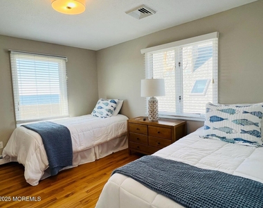 245 24th Avenue - Photo Thumbnail 19