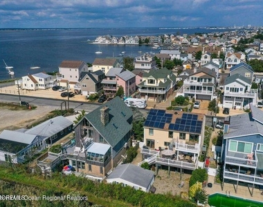 245 24th Avenue - Photo Thumbnail 36