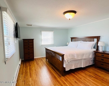 245 24th Avenue - Photo Thumbnail 10