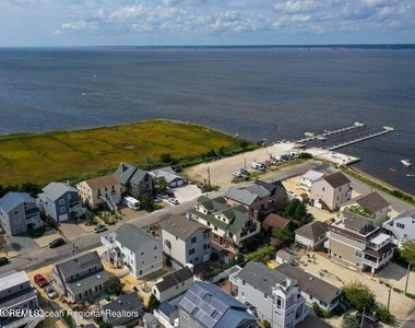 245 24th Avenue - Photo Thumbnail 35