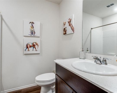 425 Sweet Shade Lane - Photo Thumbnail 6