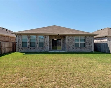 1005 Stanridge Lane - Photo Thumbnail 1