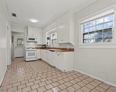 1310 W Morton Street - Photo Thumbnail 15