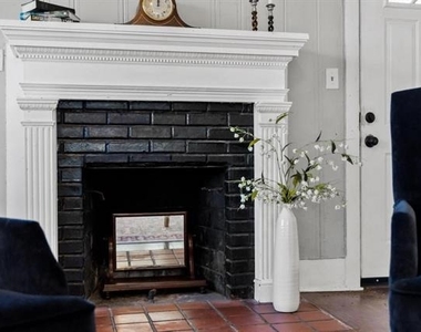 1310 W Morton Street - Photo Thumbnail 8