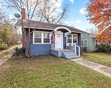 1310 W Morton Street - Photo Thumbnail 4