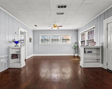 1310 W Morton Street - Photo Thumbnail 11