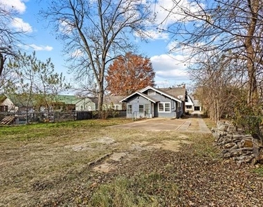 1310 W Morton Street - Photo Thumbnail 35