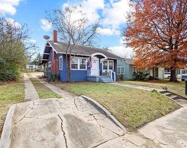1310 W Morton Street - Photo Thumbnail 1