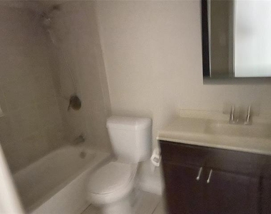 904 N Frances Street - Photo Thumbnail 4