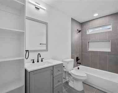 2217 Sayle Street - Photo Thumbnail 15