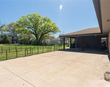 602 N Morris Street - Photo Thumbnail 19