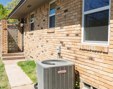 602 N Morris Street - Photo Thumbnail 26