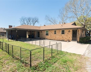 602 N Morris Street - Photo Thumbnail 22