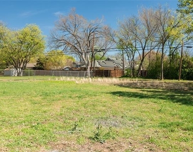 602 N Morris Street - Photo Thumbnail 24