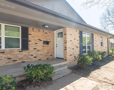 602 N Morris Street - Photo Thumbnail 1