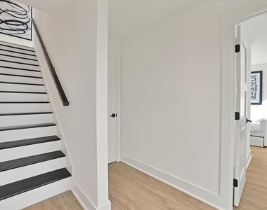 1731 N Fitzhugh Avenue - Photo Thumbnail 17