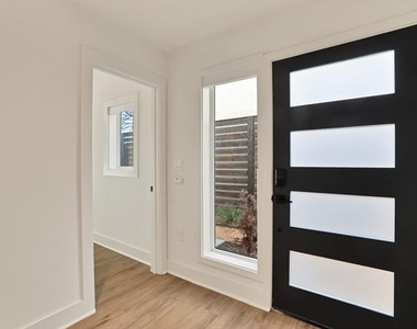 1731 N Fitzhugh Avenue - Photo Thumbnail 15