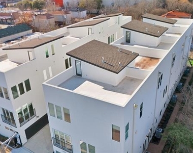 1731 N Fitzhugh Avenue - Photo Thumbnail 23