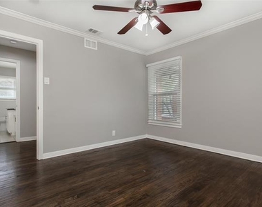 570 Bondstone Drive - Photo Thumbnail 19