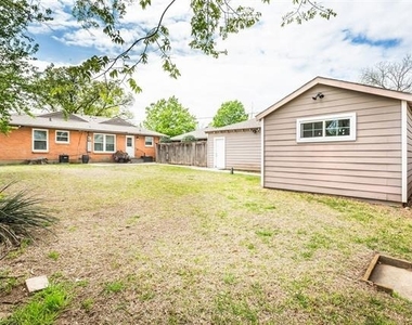 570 Bondstone Drive - Photo Thumbnail 24