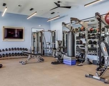 2036 Oak Grove - Photo Thumbnail 22