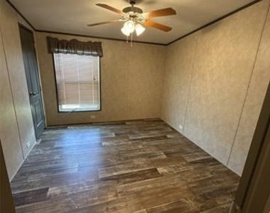 894 Fm 1395 - Photo Thumbnail 10