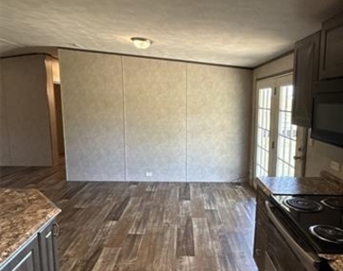 894 Fm 1395 - Photo Thumbnail 5