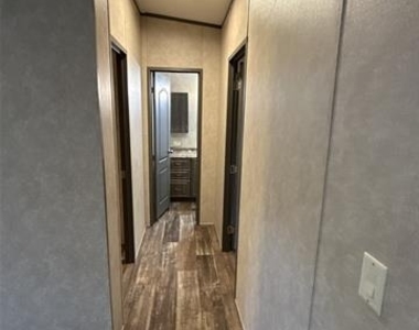 894 Fm 1395 - Photo Thumbnail 7
