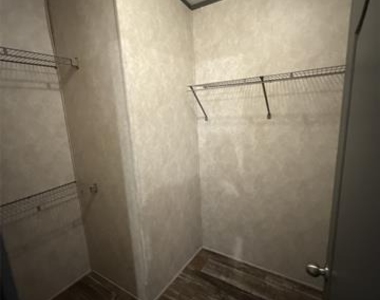 894 Fm 1395 - Photo Thumbnail 13