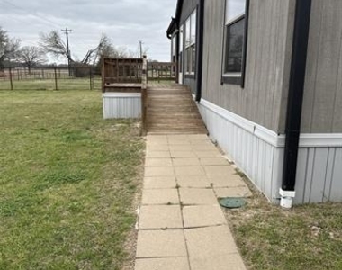 894 Fm 1395 - Photo Thumbnail 2