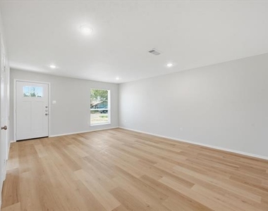 3833 Finley Road - Photo Thumbnail 4