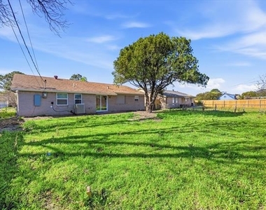 3833 Finley Road - Photo Thumbnail 17