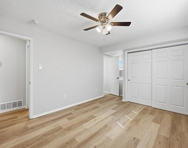 3833 Finley Road - Photo Thumbnail 12