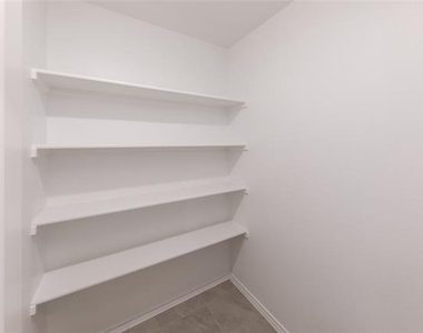 230 Sunflower Street - Photo Thumbnail 13