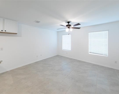 230 Sunflower Street - Photo Thumbnail 17