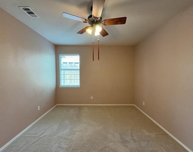 9709 Gessner Drive - Photo Thumbnail 13