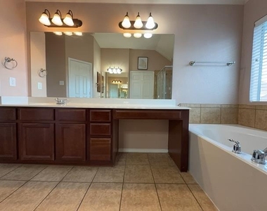 9709 Gessner Drive - Photo Thumbnail 22