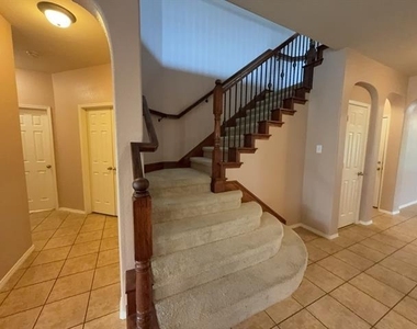 9709 Gessner Drive - Photo Thumbnail 15