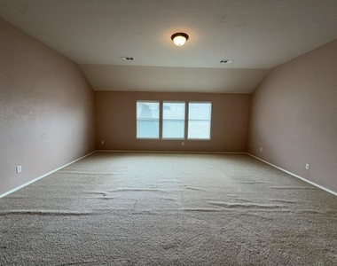 9709 Gessner Drive - Photo Thumbnail 16