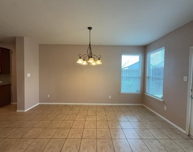 9709 Gessner Drive - Photo Thumbnail 7