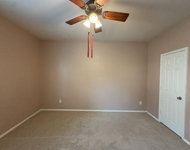 9709 Gessner Drive - Photo Thumbnail 12