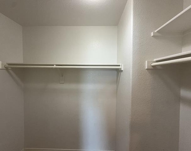 9709 Gessner Drive - Photo Thumbnail 28