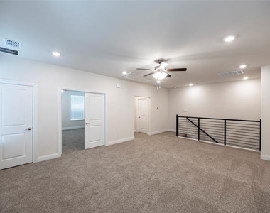 1530 Lake District Drive - Photo Thumbnail 30