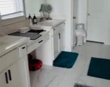 4105 Sequoia Street - Photo Thumbnail 8